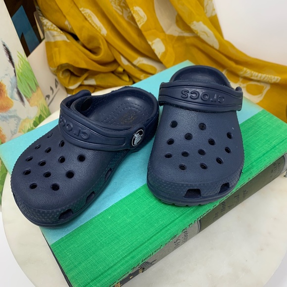 crocs comfort